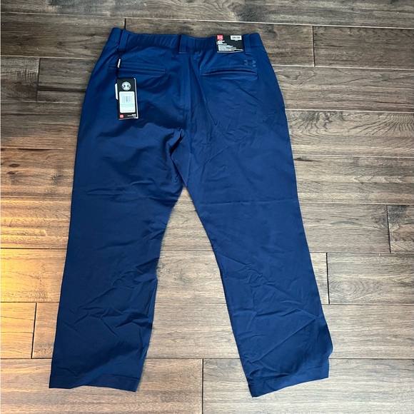 Navy Blue Under Armour Men’s Pants - Picture 2 of 4